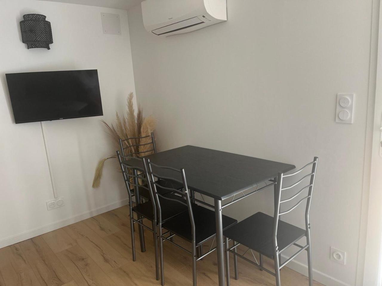 Charmant Et Confortable Appartement 나르본 외부 사진