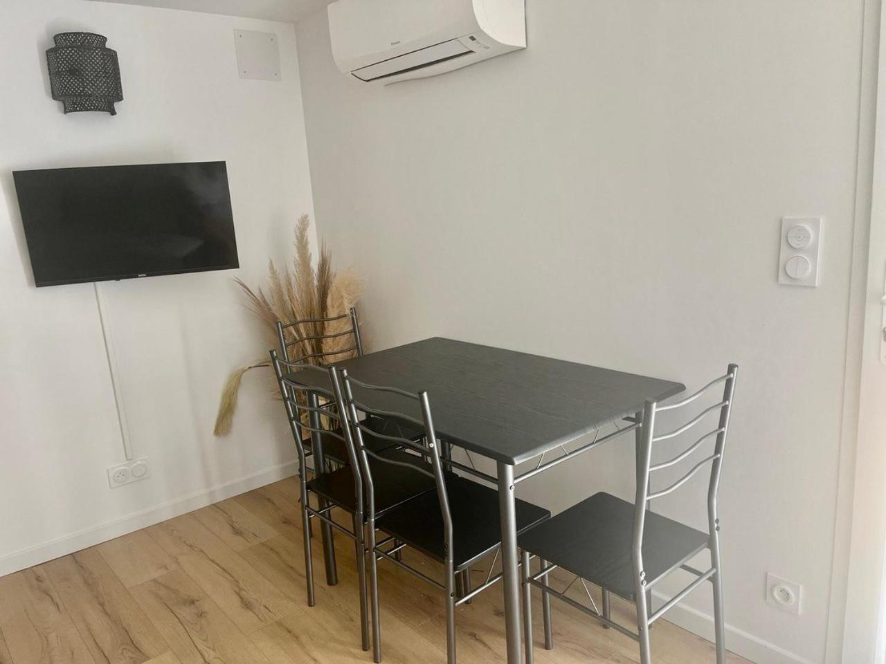 Charmant Et Confortable Appartement 나르본 외부 사진